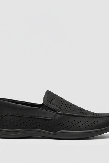 Mocassins perforés noirs pour hommes Finn 2