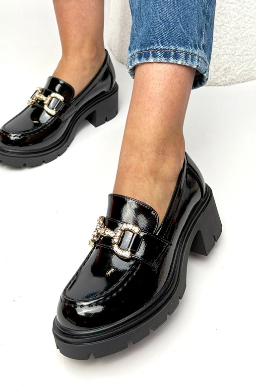 Mocassins noirs laqués avec talon et...