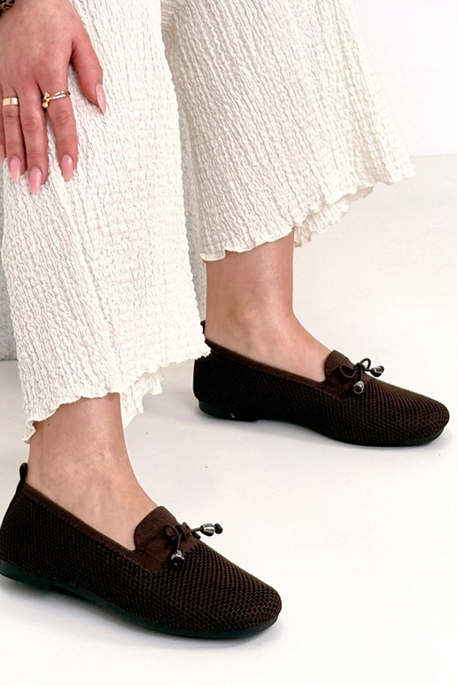 Mocassins en tissu couleur sable...