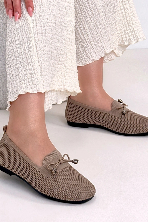 Baskets blanches décorées de...