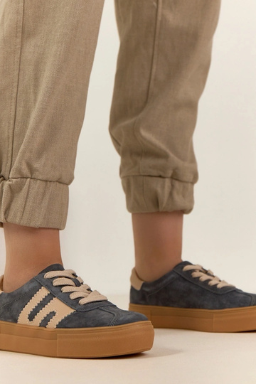 Baskets en cuir grises avec plateforme Filippo