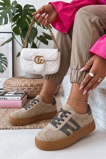 Baskets en cuir sable avec plateforme Filippo