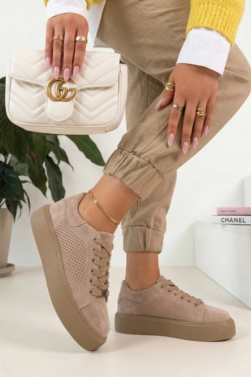 Baskets en cuir couleur sable avec plateforme Filippo