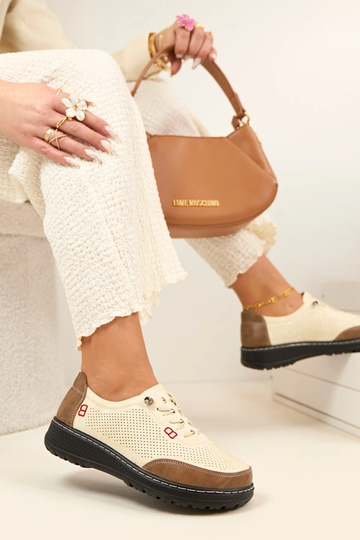 Mocassins ajourés couleur sable Solenne 2