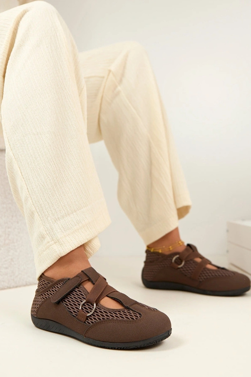 Ballerines de style sportif brunes...