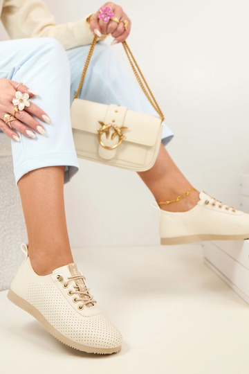 Baskets sportives légères...