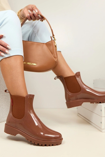 Bottes en caoutchouc brunes...