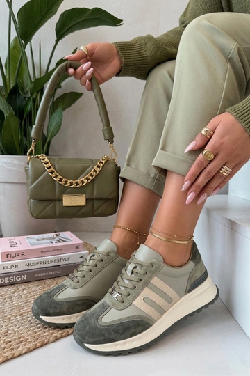 Bottines en cuir vertes à...