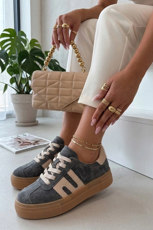 Bottines en cuir grises à plateforme...