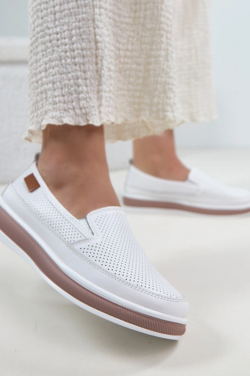 Mocassins en cuir blancs ajourés Cambell