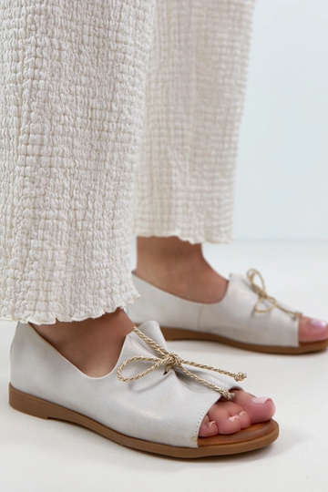 Ballerines en cuir gris à... 2