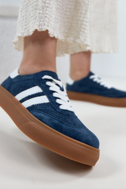 Baskets en cuir bleu marine avec...