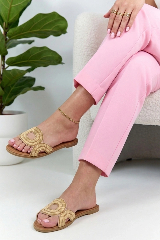 Beżowe Klapki Zdobione Cyrkoniami Olivia