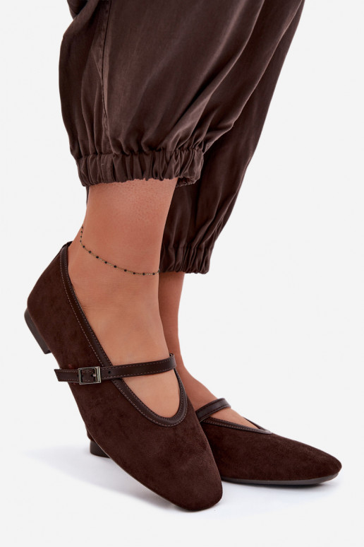 Ballerines avec des sangles en daim écologiqueoÀe CzekoladoÀe Felora