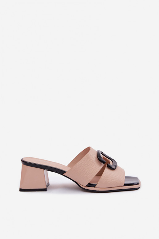 Chaussons femmes avec découpes et boucles sur talons Vinceza 62284 couleur sable