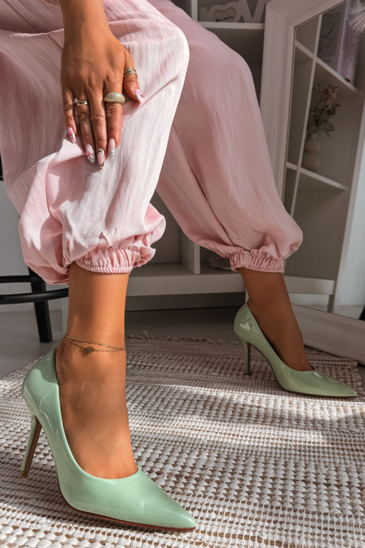 Talons hauts vernis classiquesImitacji Skóry couleur verte Odira