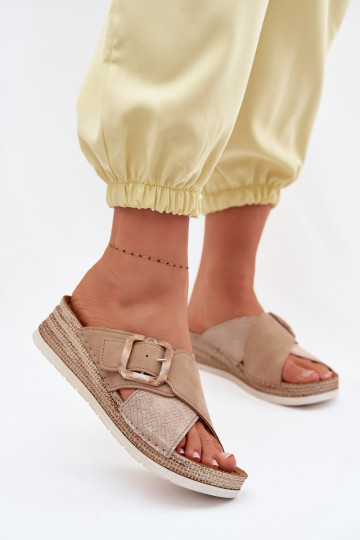 Pantoufles pour femmes avec une plateforme décorer avec boucles Inblu RV000012 marron 2