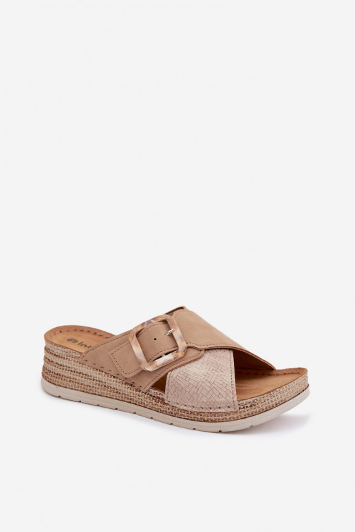 Pantoufles pour femmes avec une plateforme décorer avec boucles Inblu RV000012 marron