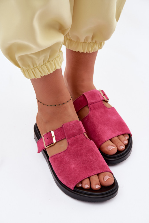 Chaussons femme en daim avec une plateforme avec boucles dorées couleur rose Zemela
