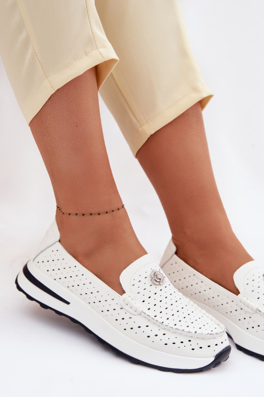avec des éléments ajourés mocassins pour femmesActivéturalnej Skóry couleur blanche Kemela
