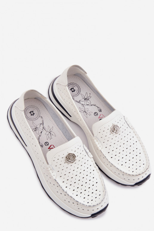 avec des éléments ajourés mocassins pour femmesActivéturalnej Skóry couleur blanche Kemela
