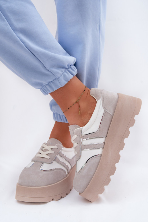 en daim Chaussures modèle baskets avec une plateforme GOE TT2N4052 couleur blanche