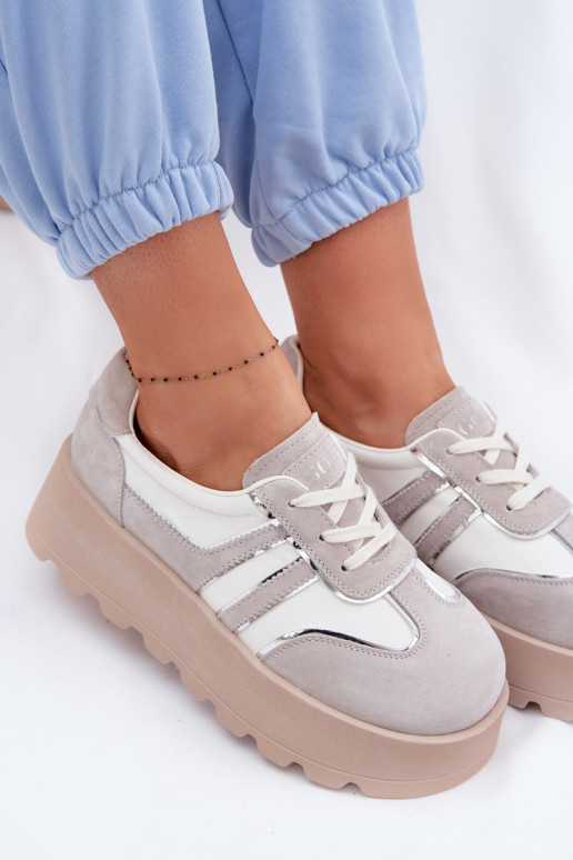 en daim Chaussures modèle baskets avec une plateforme GOE TT2N4052 couleur blanche