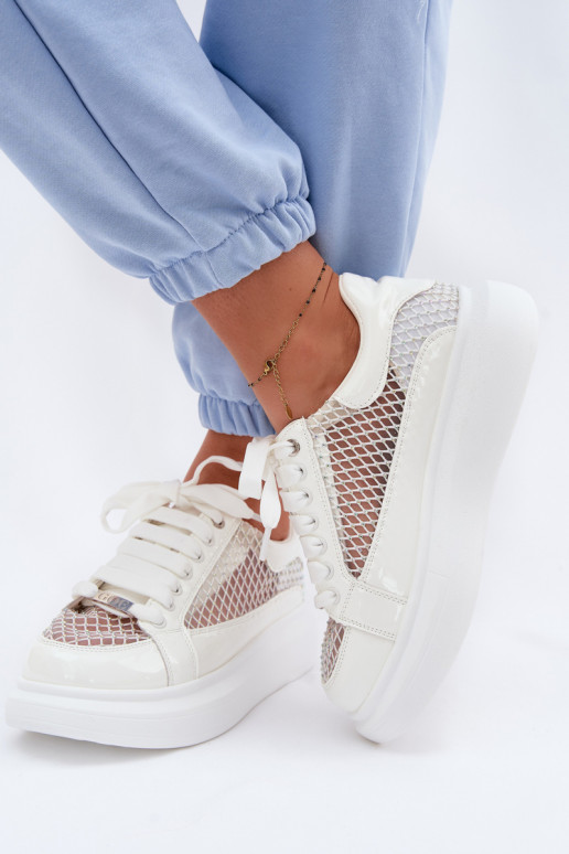 Peau Chaussures modèle baskets Féminin Avec décoration GOE TT2N4010 couleur blanche