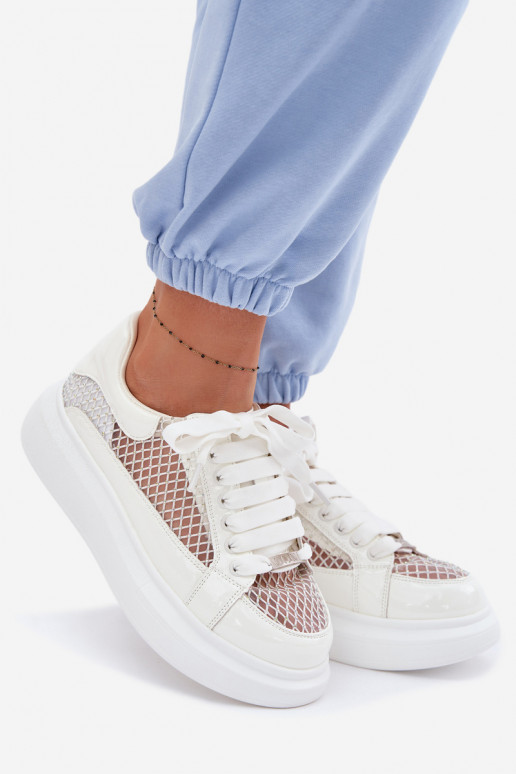 Peau Chaussures modèle baskets Féminin Avec décoration GOE TT2N4010 couleur blanche