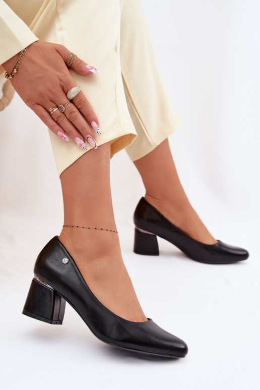 Chaussures avec des talons Vinceza 62292 couleur noire