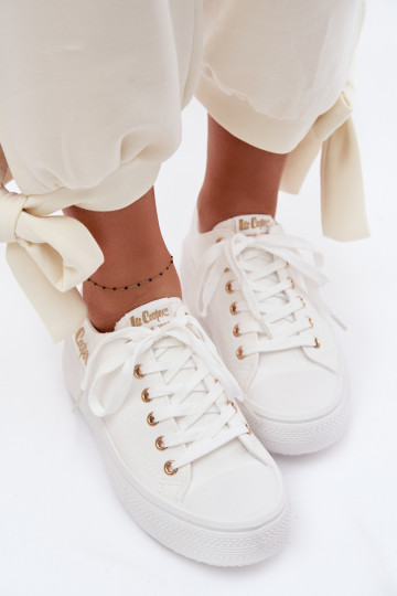 chaussures décontractées avec une plateforme Lee Cooper LCDANS-26-44-4482 couleur blanche