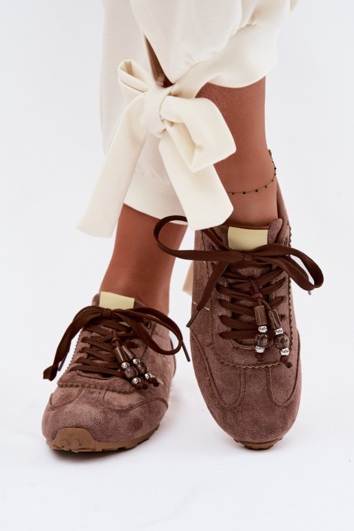 Chaussures modèle baskets Le bas des femmes avec des perles marron Galora