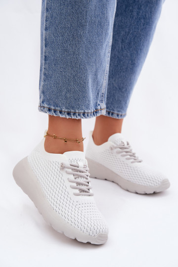 Baskets de sport pour femmes blanches Helinae 2