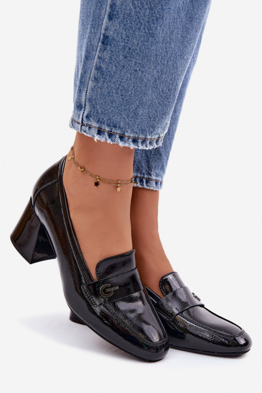 Bottines en cuir véritable laqué Féminin avec des talons Vinceza 18119 couleur noire