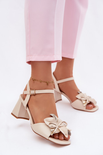 Sandales à talons pour femmes avec décorations florales Vinceza 20283 couleur sable 2