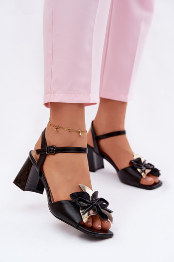 Sandales à talons pour femmes avec décorations florales Vinceza 20283 couleur noire 2