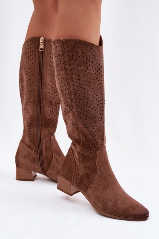 avec des éléments ajourés bottes pour femmes Sur un talon bas Vinceza 58637 marron