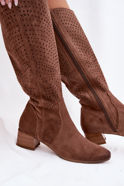 avec des éléments ajourés bottes pour femmes Sur un talon bas Vinceza 58637 marron