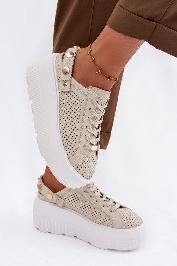 Peau avec des éléments ajourés Chaussures modèle baskets Féminin avec une plateforme avec des sangles Activé Pięcie D&A LR61-708 2
