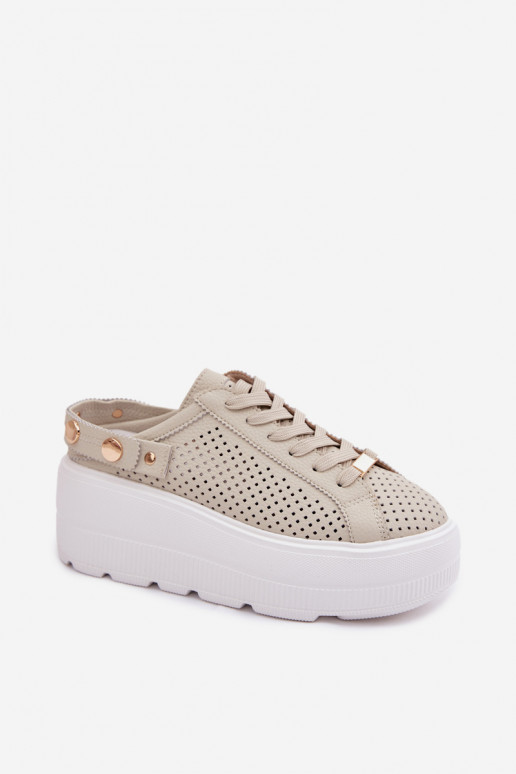 Peau avec des éléments ajourés Chaussures modèle baskets Féminin avec une plateforme avec des sangles Activé Pięcie D&A LR61-708
