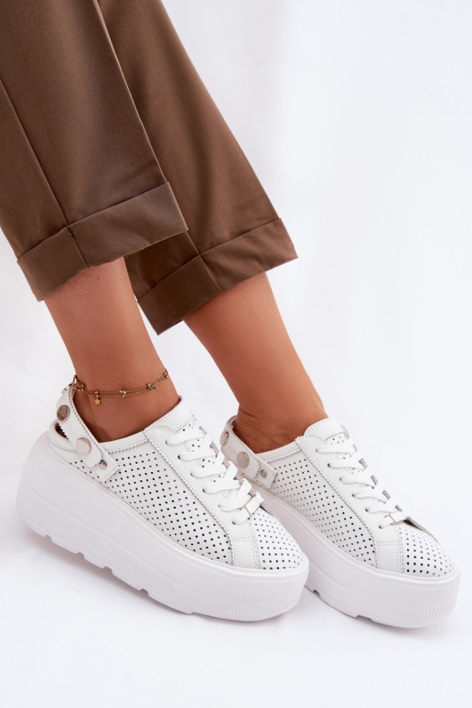 Peau avec des éléments ajourés Chaussures modèle baskets Féminin avec une plateforme avec des sangles Activé Pięcie D&A LR61-708