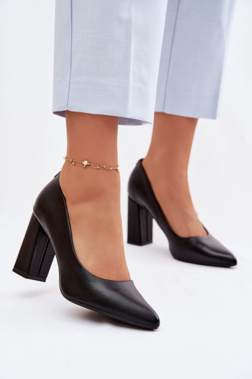 Chaussures avec des talons en cuir écologique Sergio Leone PB216 couleur noire