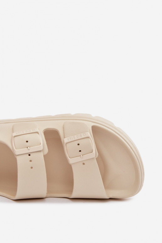 Pantoufles légères Sandales pour femmes avec une plateforme Big Star TT274A032 couleur ivoire