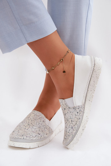Chaussures en cuir pour femmes à enfiler Tai turiciejka 03512-70 couleur blanc-argent