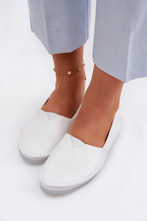 Féminin Ballerines Il fautciejka 01930-11 couleur blanche