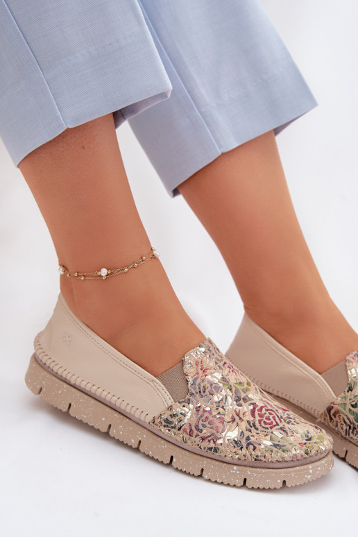 Bottes en cuir pour femme Il fautciejka 03512-67 Couleurs différentes