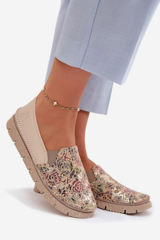 Bottes en cuir pour femme Il fautciejka 03512-67 Couleurs différentes