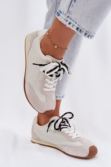 Peau en daim Chaussures modèle baskets Féminin Big Star TT274555 couleur blanche