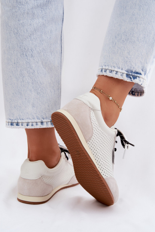 Peau en daim Chaussures modèle baskets Féminin Big Star TT274555 couleur blanche