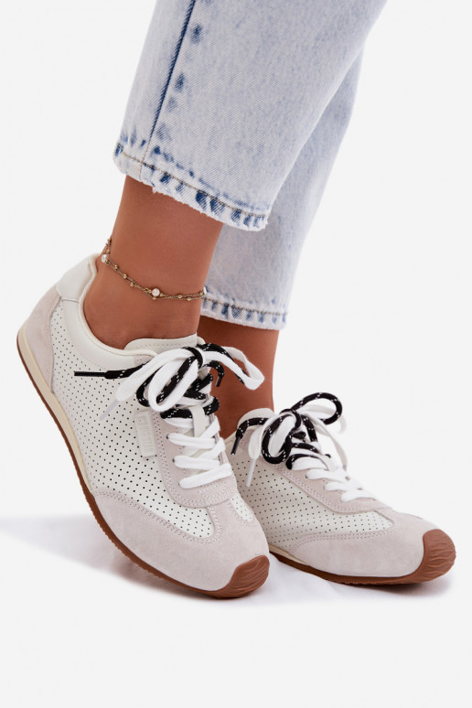 Peau en daim Chaussures modèle baskets Féminin Big Star TT274555 couleur blanche